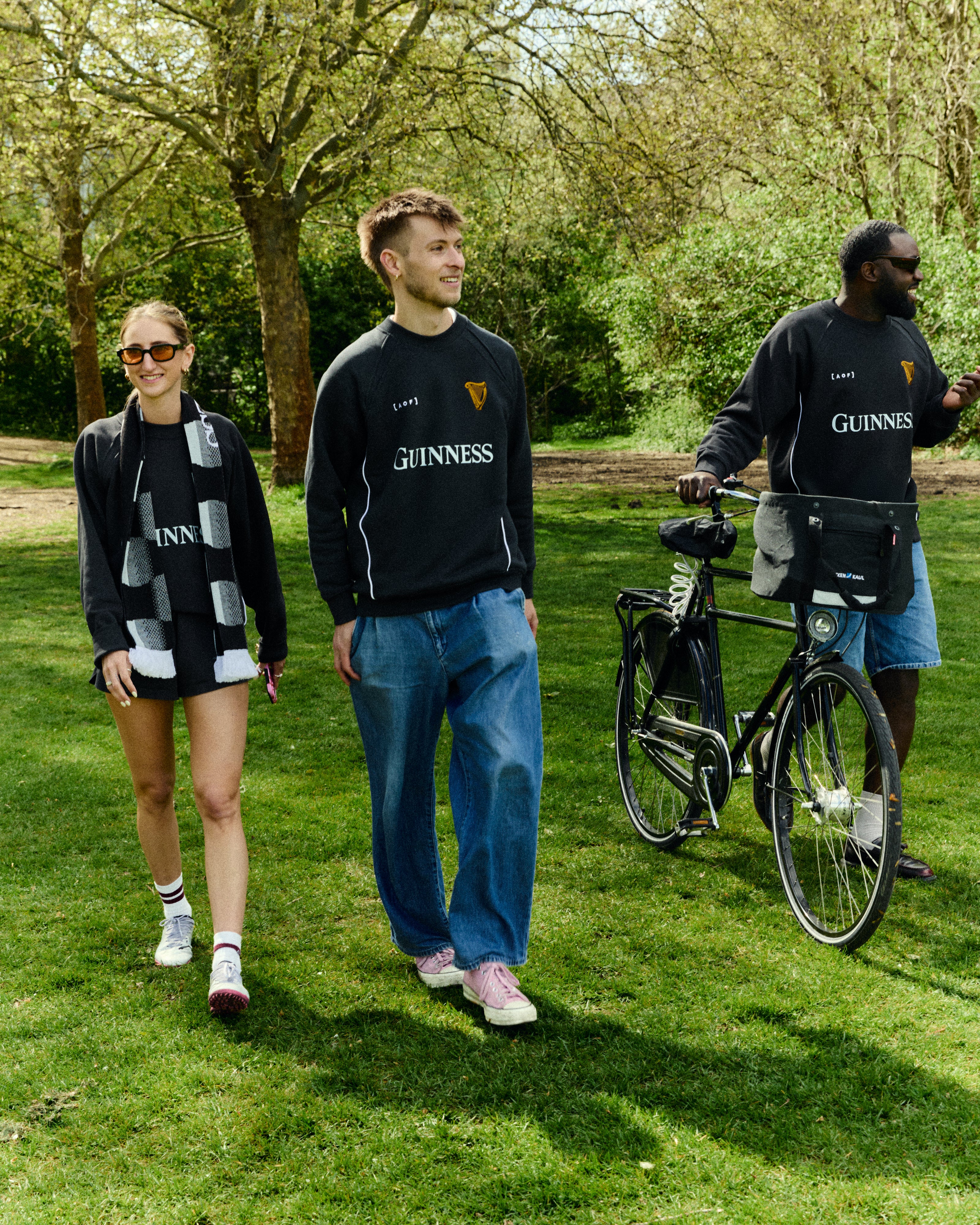 Guinness Panelled Black Sweat - Image 8